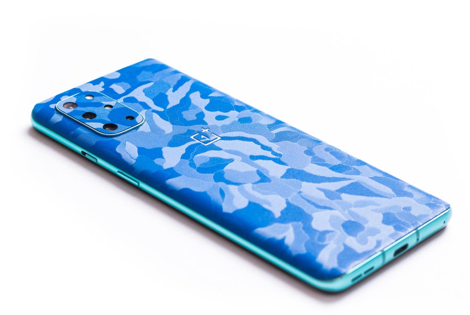 Blue Shape Shift Camo Mobile Skin - Image 2