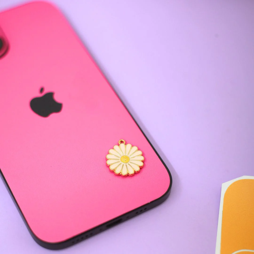 Charm Skins Pink Daisy Mobile Skin - Image 2