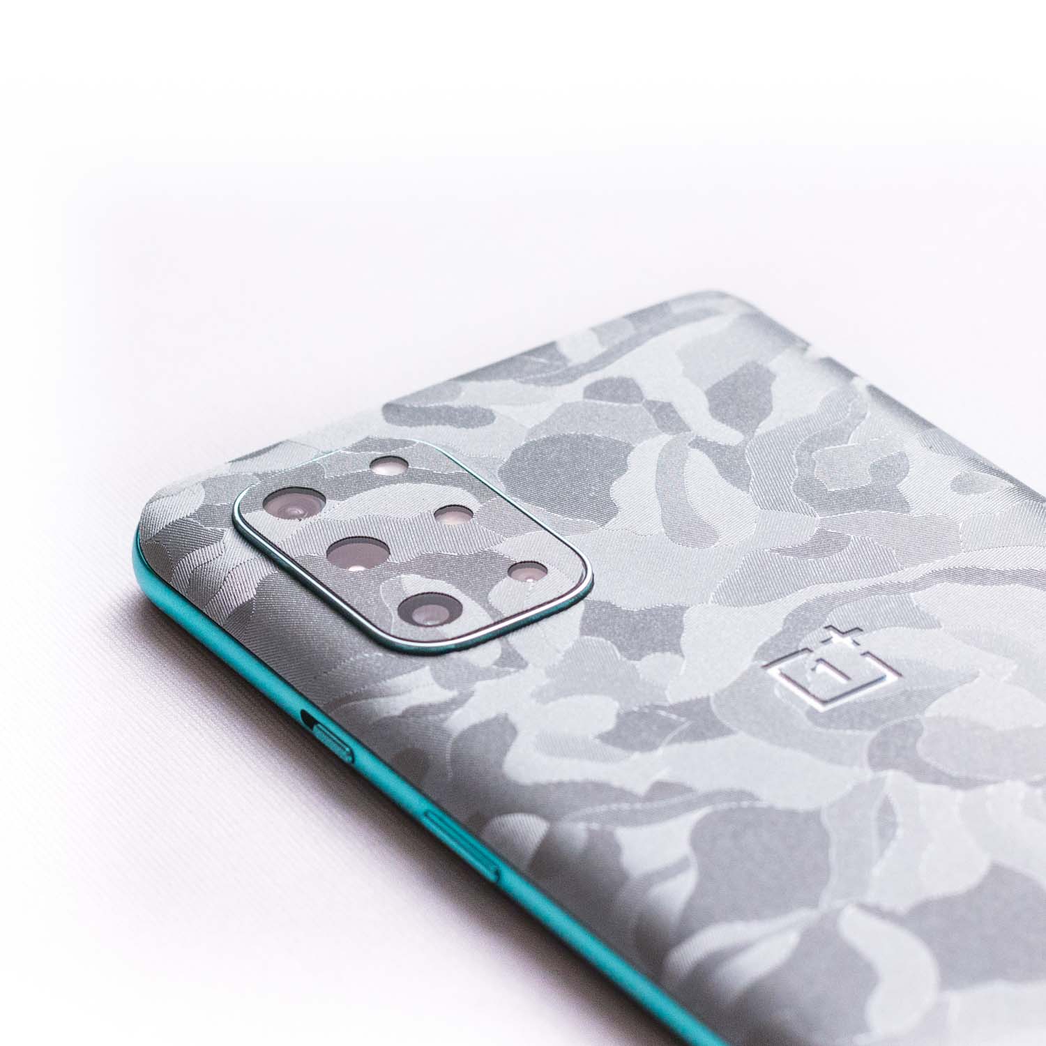 Silver Shape Shift Camo Mobile Skin